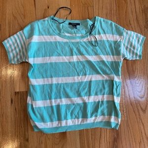 Forever 21 t-shirt sweater